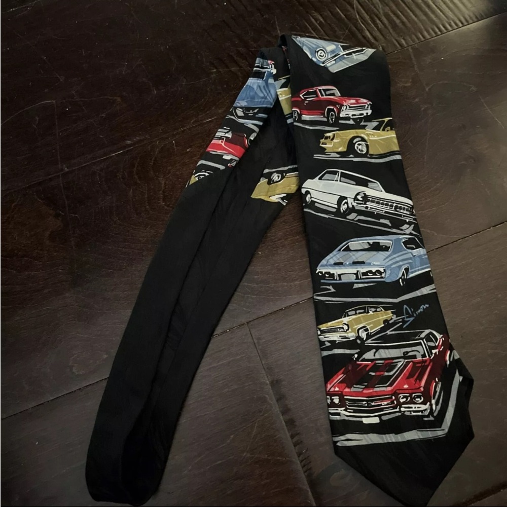 Authentic Silk Necktie for Men Featuring Iconic History of Ford Muscle RM Style